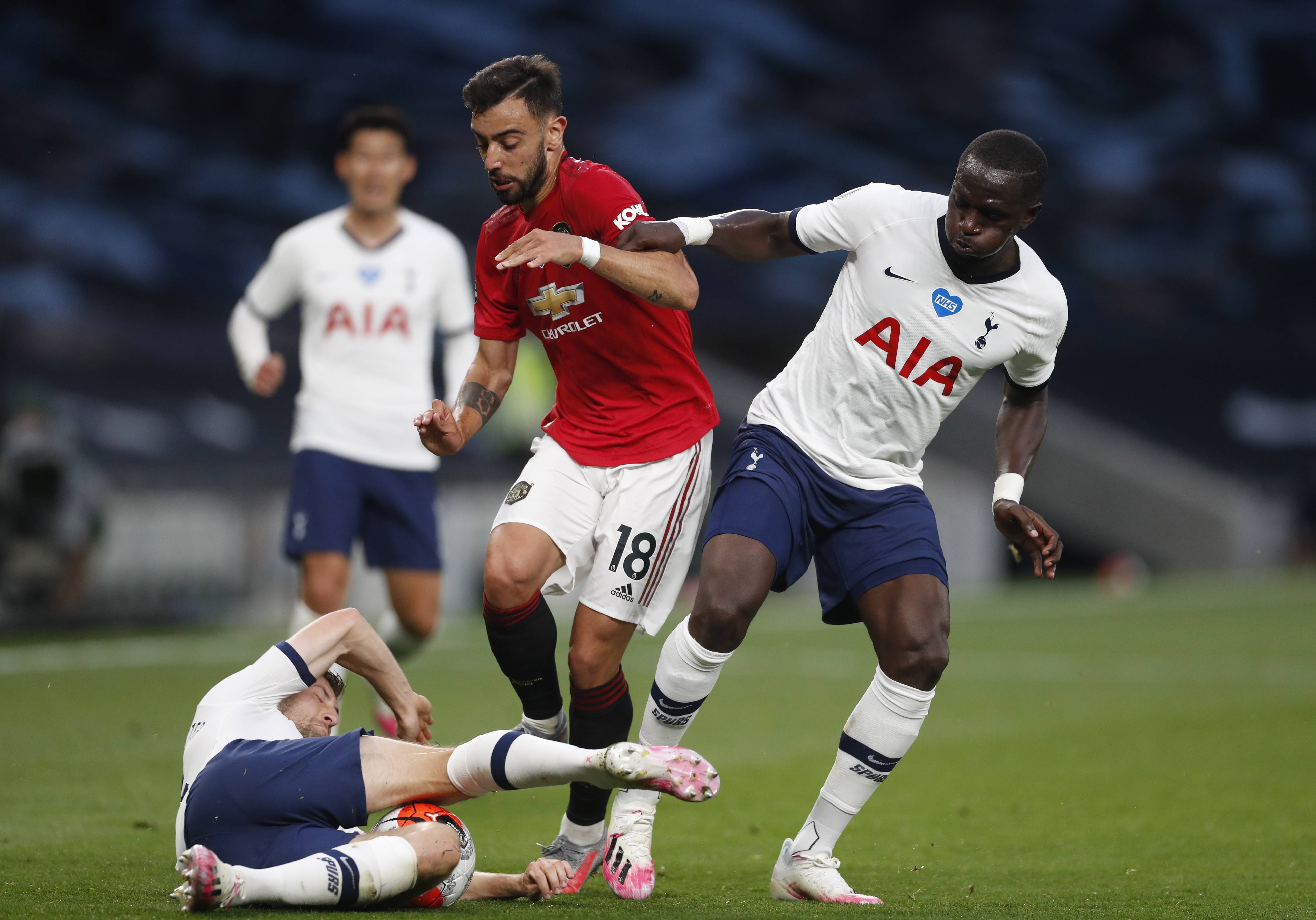 里提供精神 里提供精神